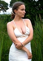 Flowina Julia